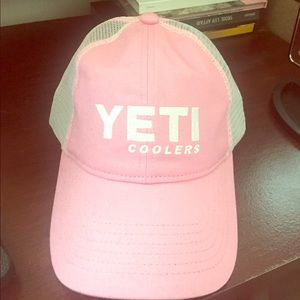 Yeti cap
